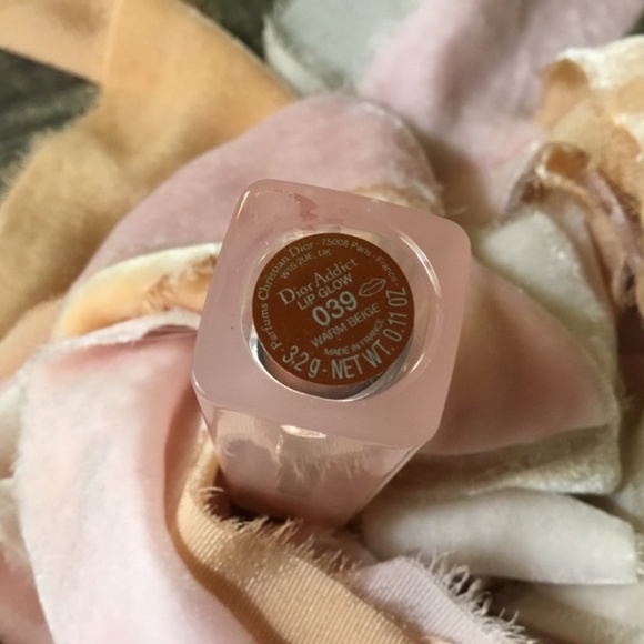 Dior Lip Glow in Warm Beige, full sized - Picture 4 of 5